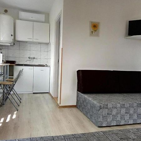 Kiad-Lak Apartmanok - Szep Kartya Elfogado Abádszalók Εξωτερικό φωτογραφία
