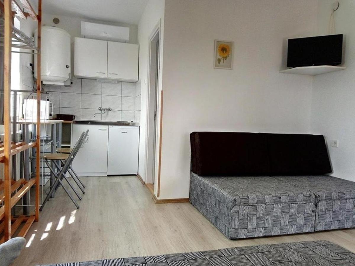 Kiad-Lak Apartmanok - Szep Kartya Elfogado Abádszalók Εξωτερικό φωτογραφία